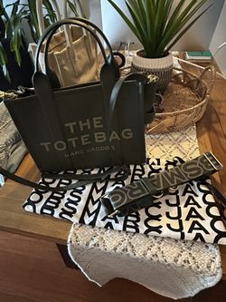 Marc Jacobs Olive Green Leather Tote Bag