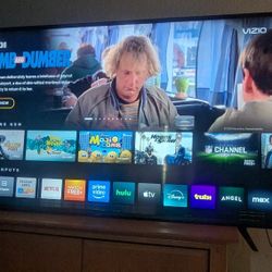 Great Offer!!!! 58" Smart Tv With Universal Stand Bundle