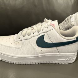 Nike Women’s Air Force Ones - Size 7 - Brand New - No Nox