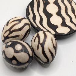 Handmade Peruvian Chulucanas Pottery Eggs Or Bowl