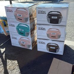 RETRO CD BOOMBOX