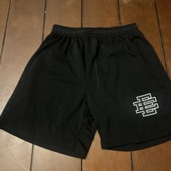 Eric Emmanuel Shorts Size Medium 