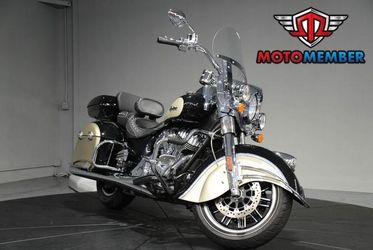 2022 Indian Springfield Black Metallic/Dirt Track Tan