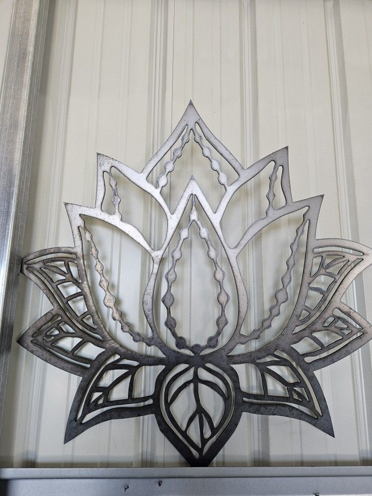 Metal Decor. Lotus 1/8" Cold Rolled Steel.