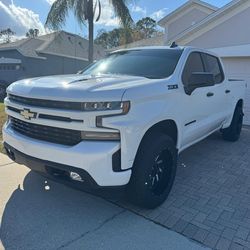 Chevrolet Silverado 2021  Z71 RST  6.2l