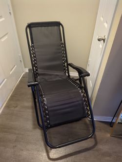 Folding Lounge Chair
