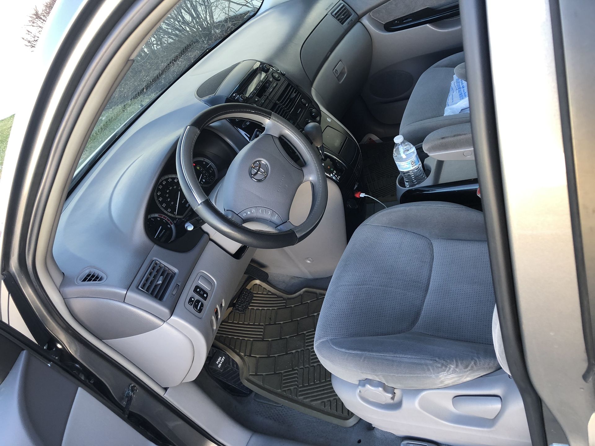 2004 Toyota Sienna