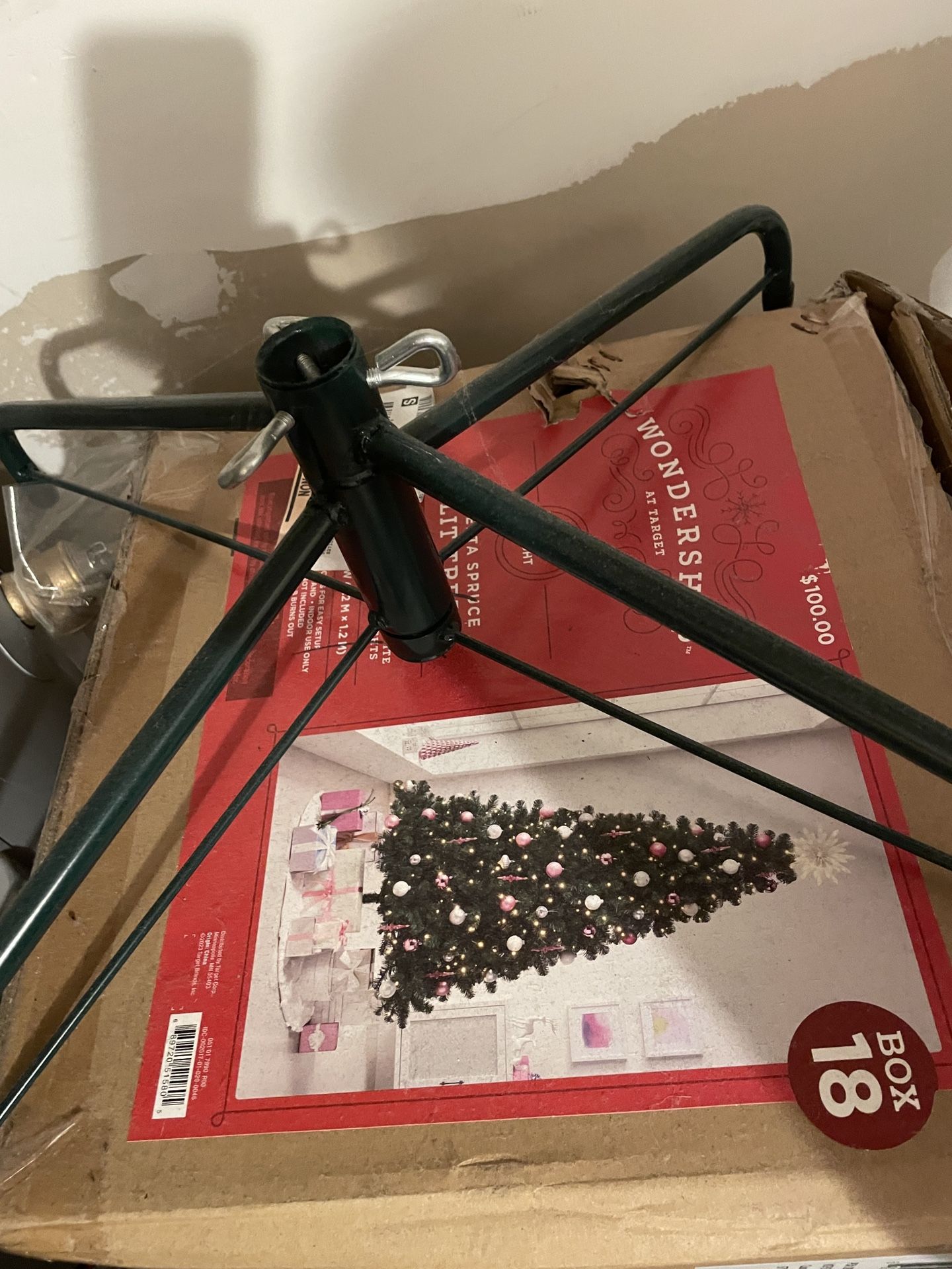 Free Target Xmas Tree, Stand, Base And Ornaments