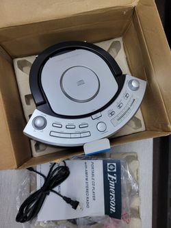 Emerson Portable CD Player And Radio