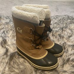 Sorel Youth Yoot Pac Waterproof Snow Boots!