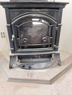 MHSC CSDV30SPVEBLC Propane Gas Stove with Venting and Hearth
