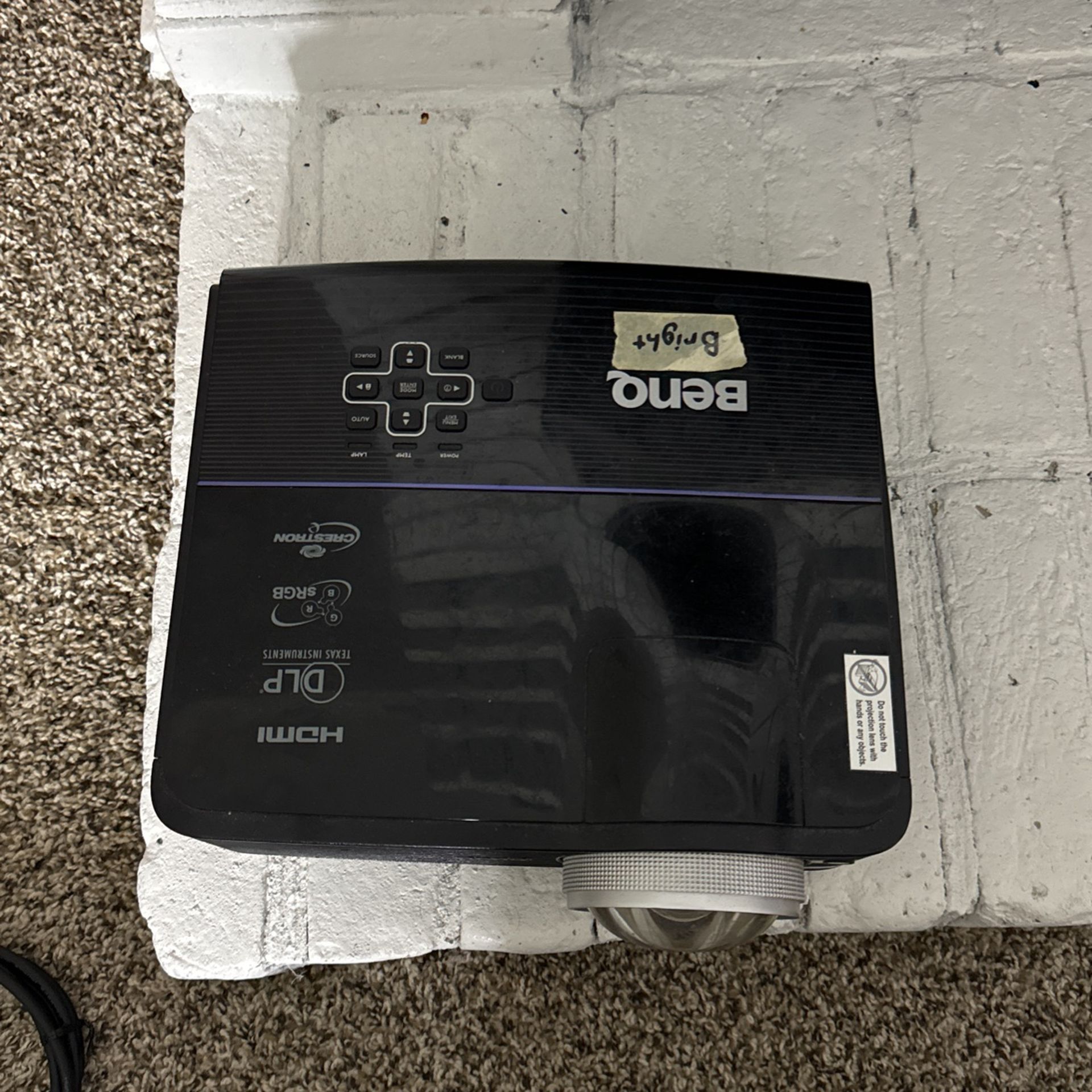 Projector With HDMI