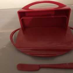 Butterie Butter Dish That Will Hold 2 Sticks Of Butter. Has A Cover And Spreader