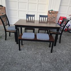 Dinner Set