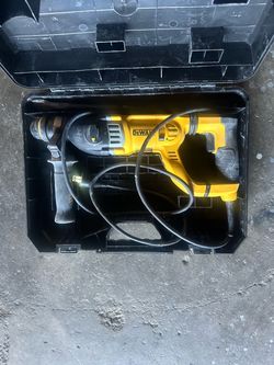 Rotary hammer drill