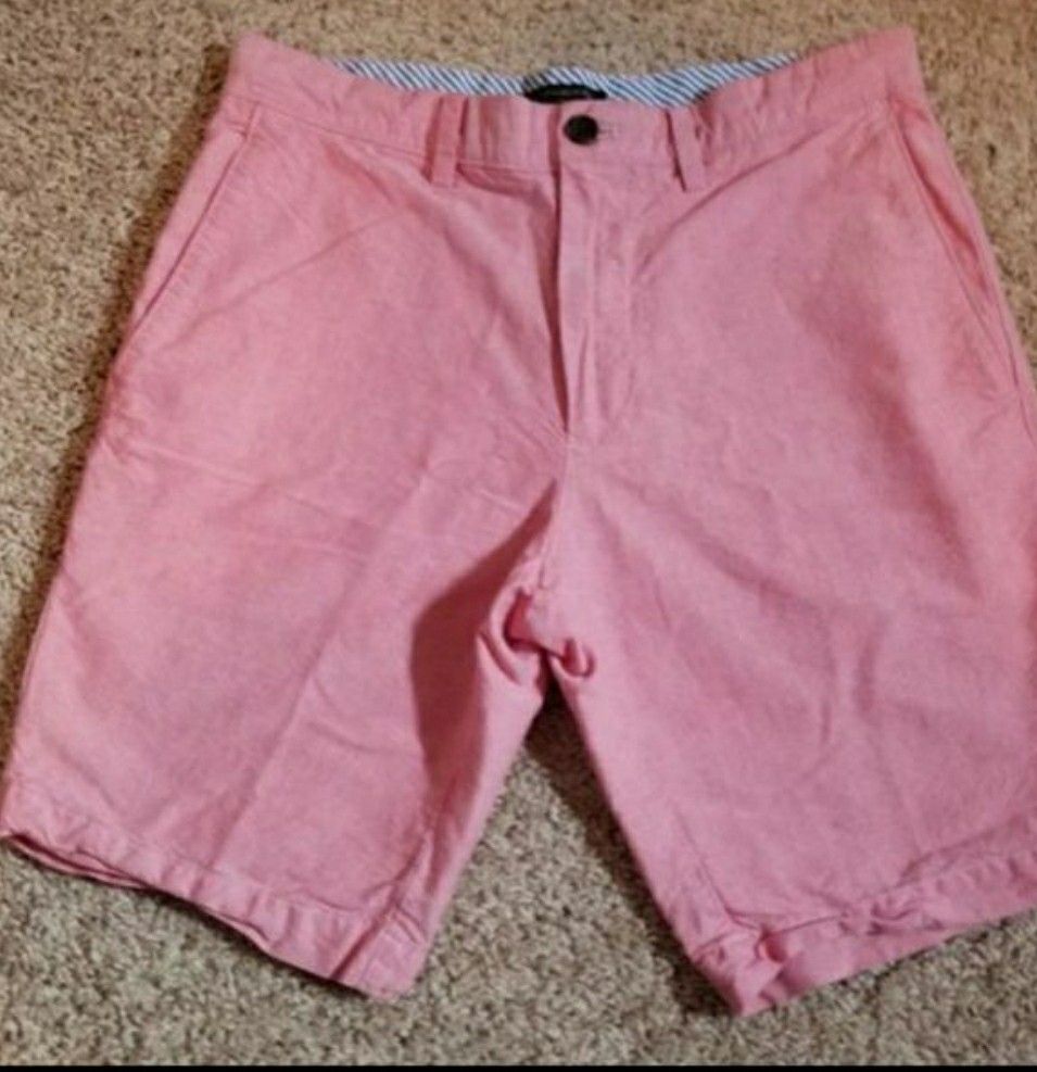 Banana Republic Men's Shorts - Size 28