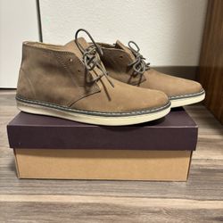 Johnston & Murphy Men’s Chukka Boots – Size 6