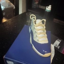 Jordan 11's. Asking $200 Cash
