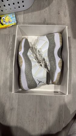 Jordan 11 White Metallic Silver Size 12 Women’s/10.5 Mens