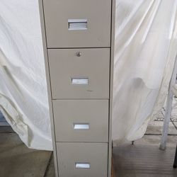 Four Drawer Letter Size File Cabinet 