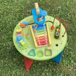 WOODEN TODDLER STAND UP ACTIVITY TABLE WITH ZYLEPHONE