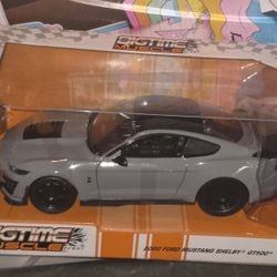 Jada Toys Big Time Muscle 2020 Shelby GT500 Die-cast Car, Toys for Kids and Adults