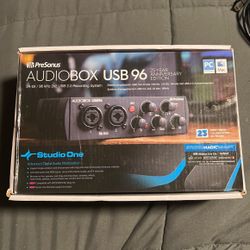 Persons Audiobox USB 96 - Like New Condition