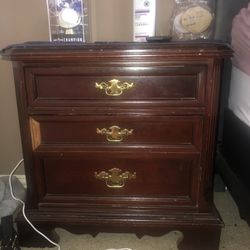 Bedroom Dresser Set