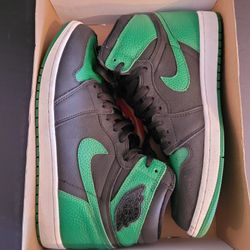 Jordan 1 Pine Green Size 11
