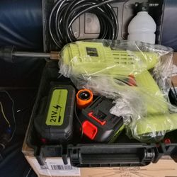 Cordless car wash gun