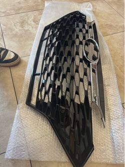2019-2020 Hyundai Elantra Sport  Front Grill