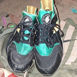 Air Huraches Size 11.5