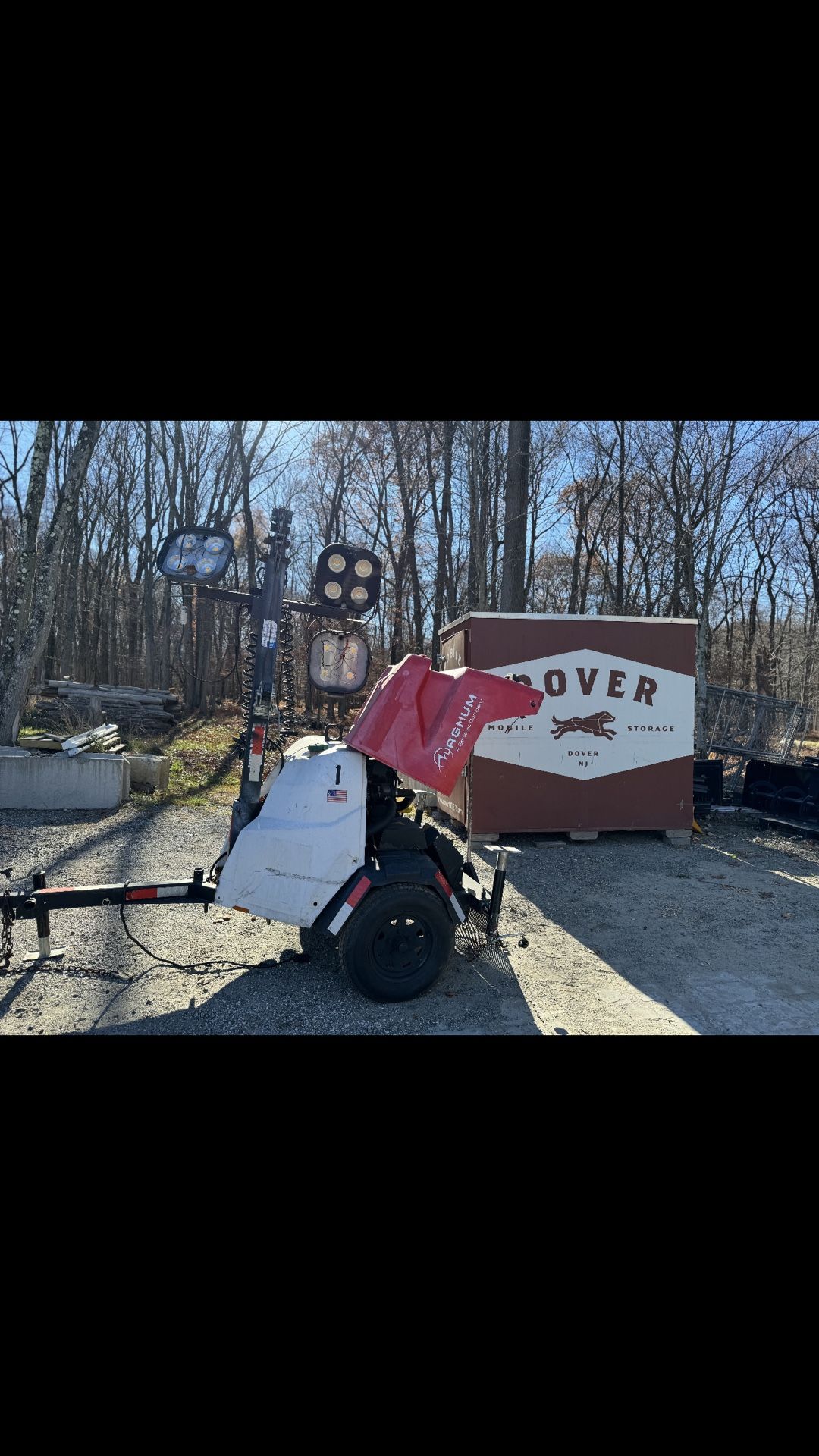 Magnum, light tower generator L3E