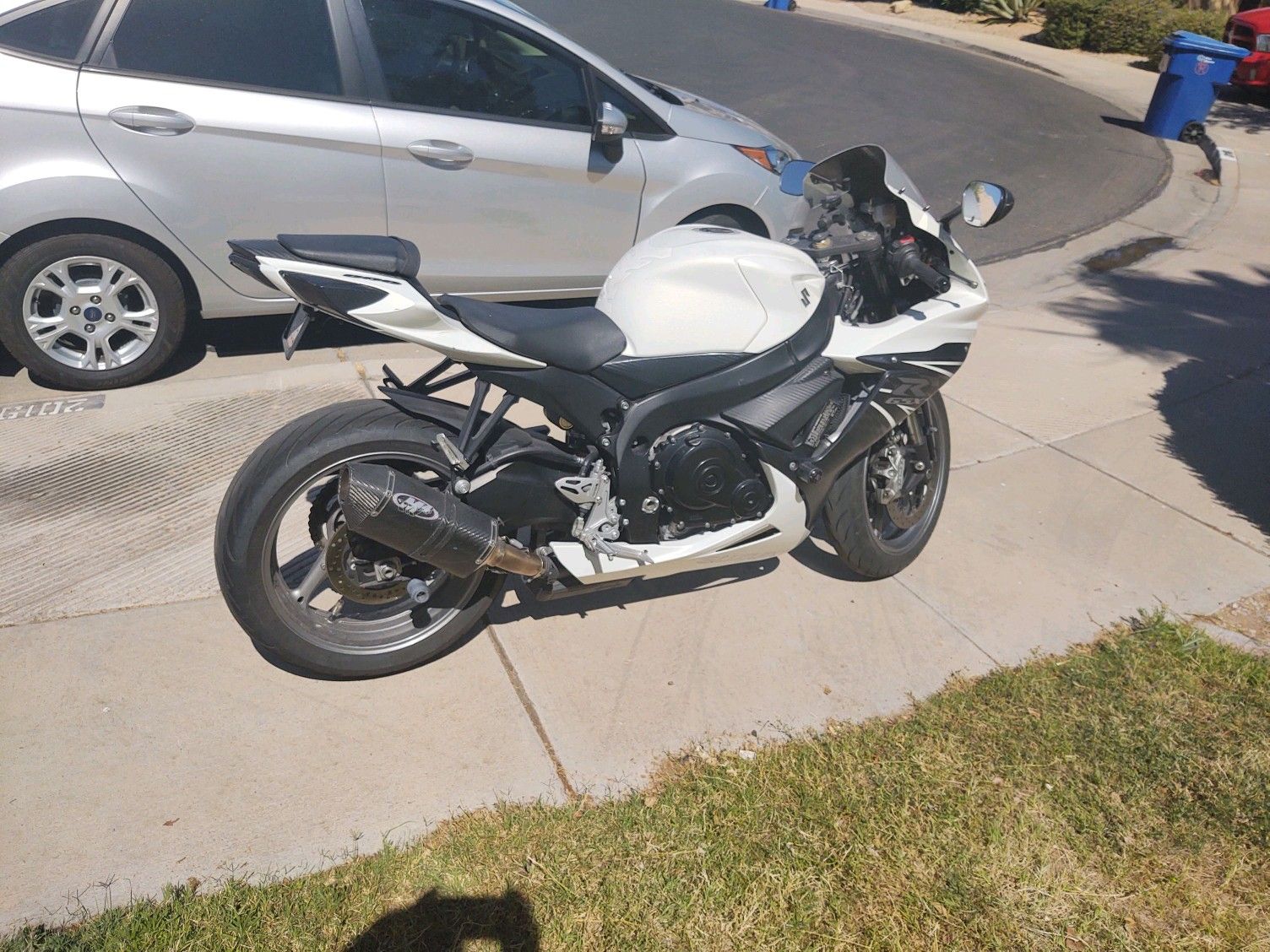 2011 GSXR 600