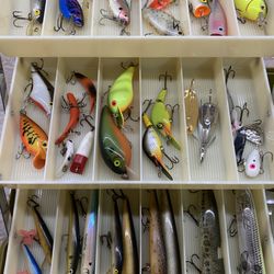 Vintage Bass Pro Tackle Box filled with vintage 70's ~ 90's fishing lures and baits for Sale in Orange, CA - OfferUp Vintage Bass Pro Tackle Box filled with vintage 70's ~ 90's fishing lures and baits for Sale in Orange, CA - OfferUp