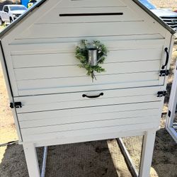 Brand New Chicken Coop With Run 
