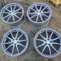 4 Mercedes Benz size 19