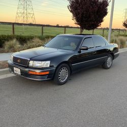 1991 Lexus LS 400
