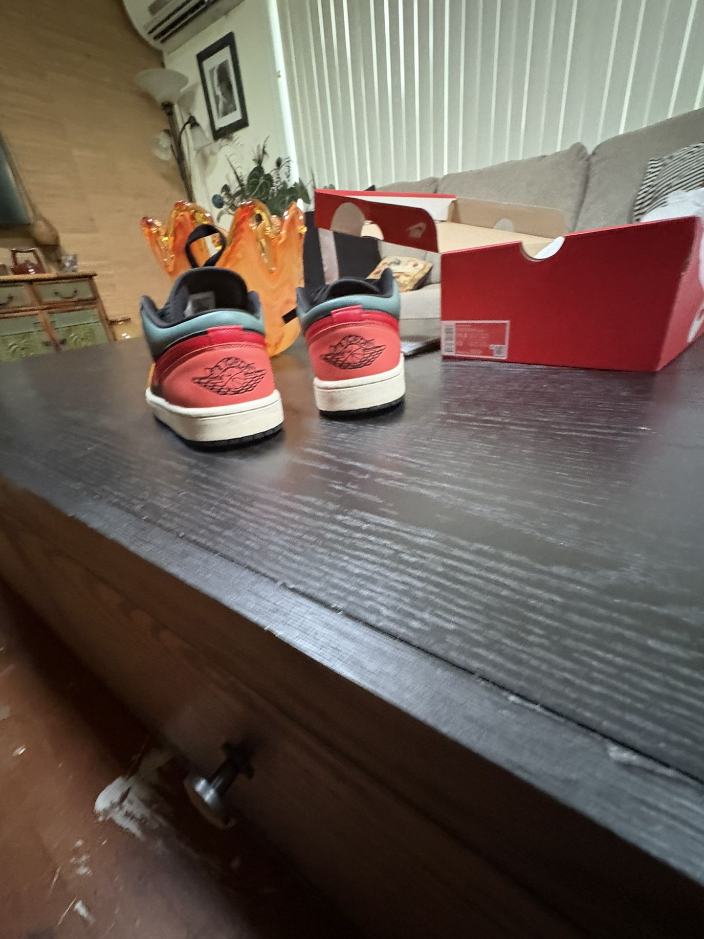 Nike Jordan Low Men’s , Size 8.5, Limited Color.