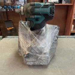Makita Impact Wrench W/ Battery And Charger