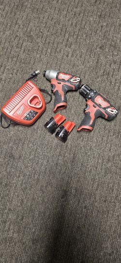 Milwaukee Drill Set