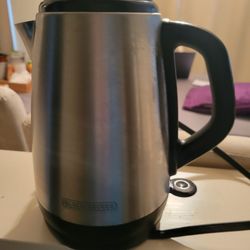 Black & Decker Rapid Hot Water Kettle. 1L