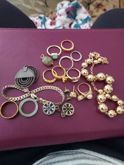 Jewelry lot