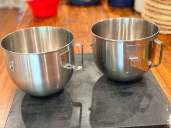 Mixing bowls