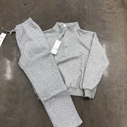 Alo Quarter Zip Set ( Not Sold Separate )
