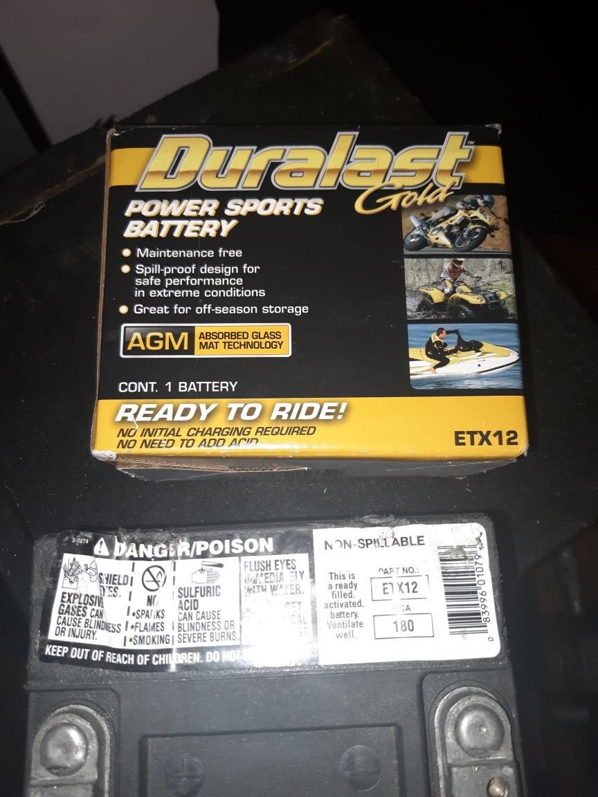 Duralast Gold ETX12 motorcycle battery