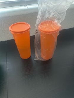 Vasos  de Tupperware