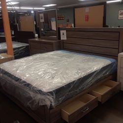 4 Piece Eastern King Bedroom Set King Bed Frame Dresser Mirror And Nightstand Box Spring Not Required