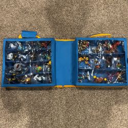 A Bunch It Skylander Characters 