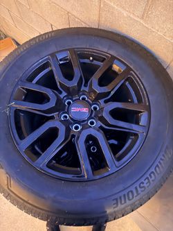 **275/60R20 wheels and tires**